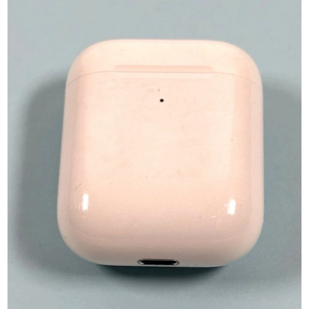 Genuine Apple AirPods Charging Case A1938 – Used, Fully Functional CASE ONLY